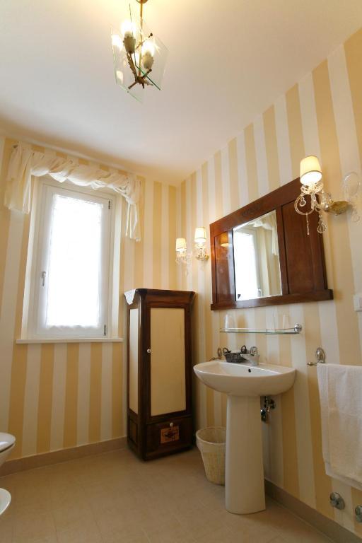 Villa Amelia Rooms Marina di Pietrasanta Cameră foto