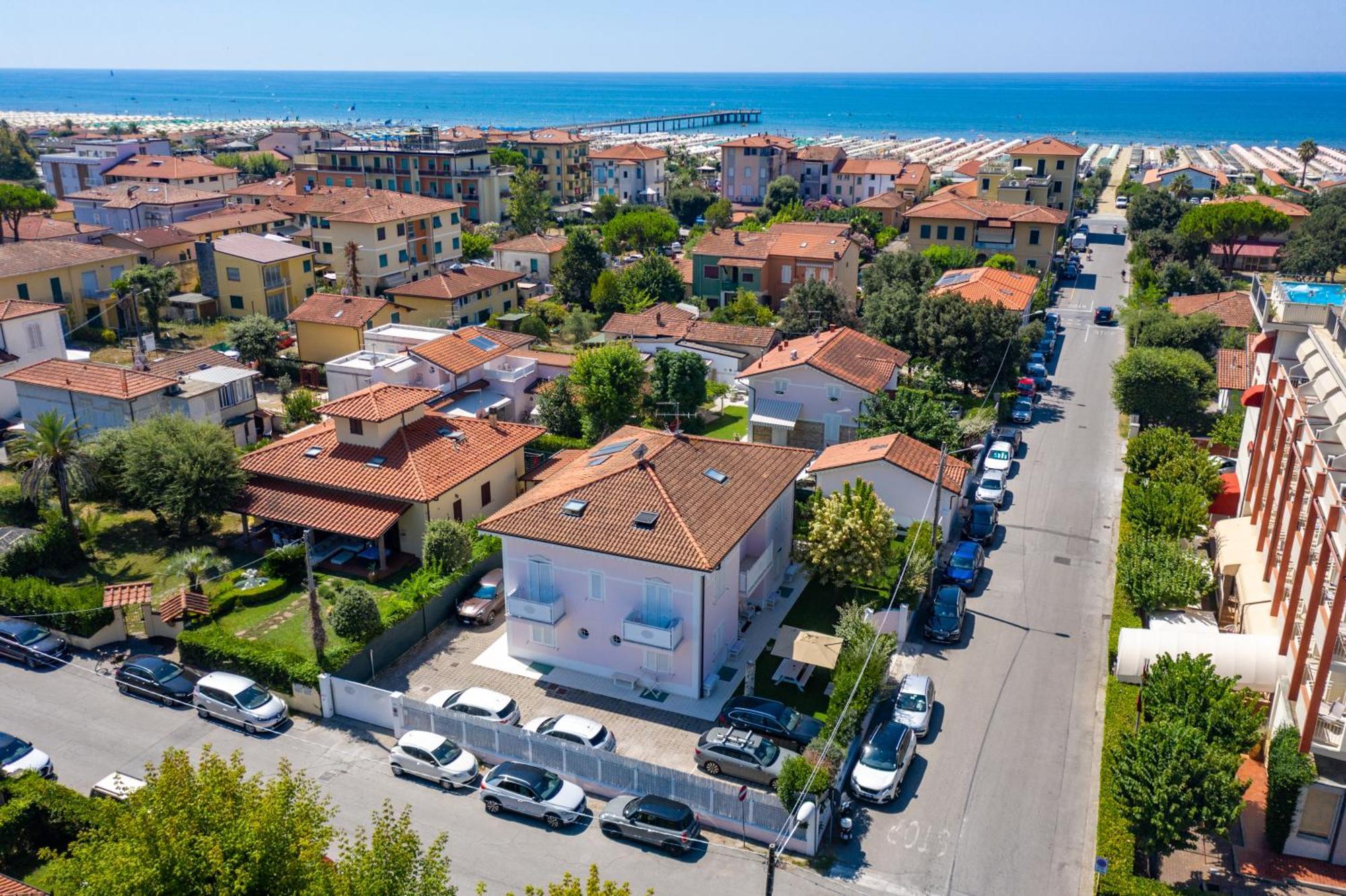 Villa Amelia Rooms Marina di Pietrasanta Exterior foto